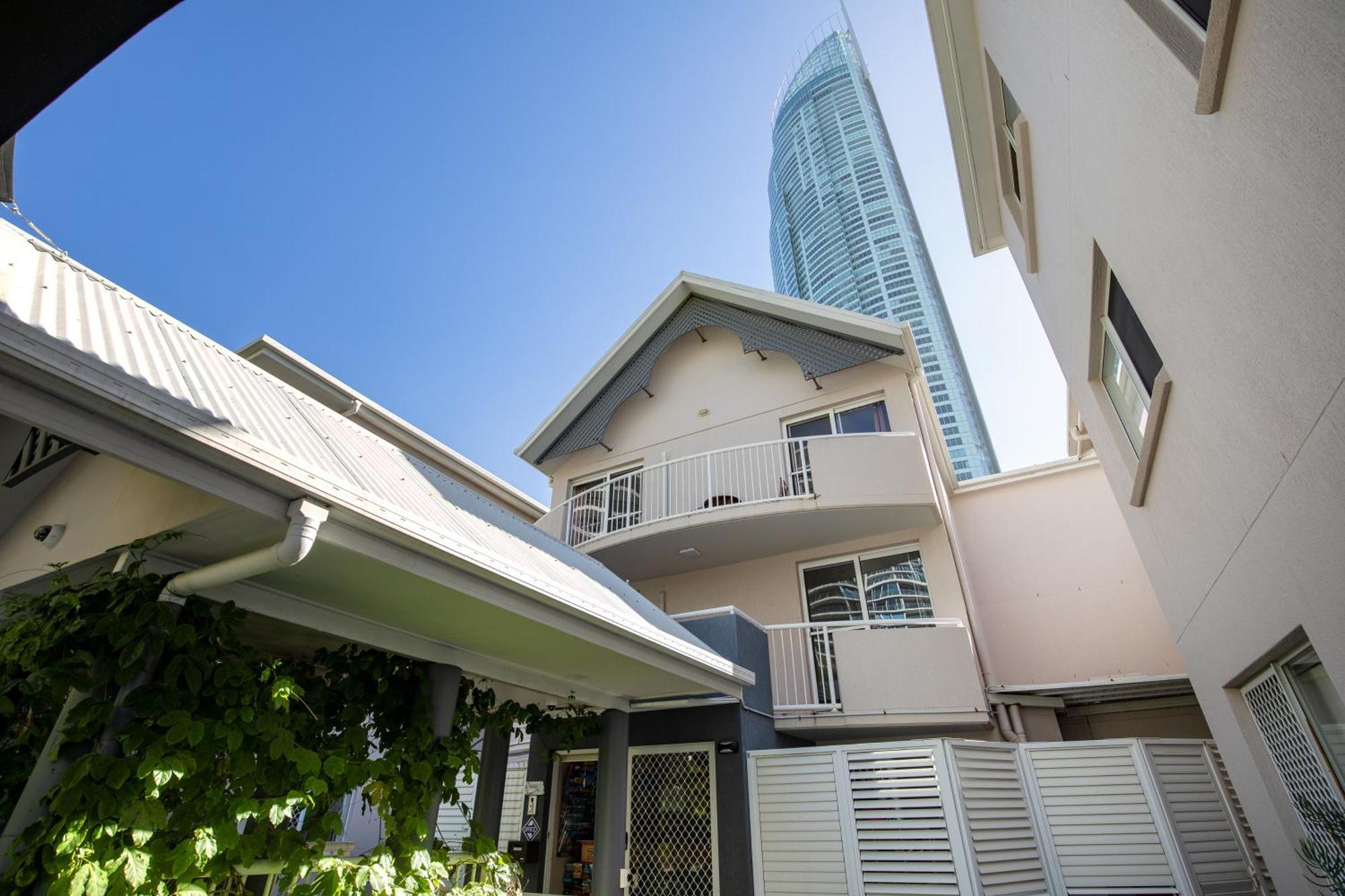 Costa D'Ora Holiday Apartments Gold Coast Extérieur photo